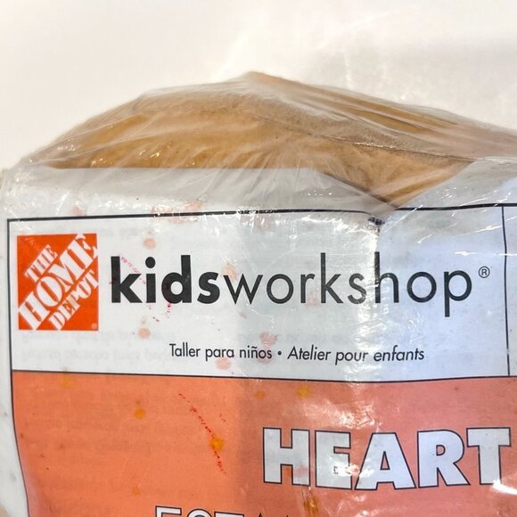 The Home Depot Kids Workshop‎ - Heart Shelf Large - Kids Project - Picture 1 of 10